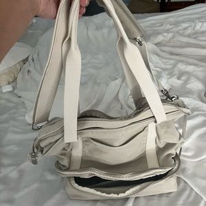 Lo & Sons Small Catalina Deluxe in dove grey